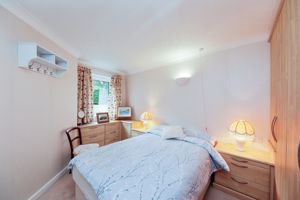 BEDROOM- click for photo gallery